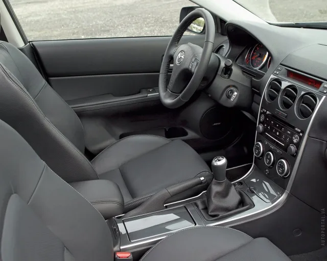 Mazda 6 MPS седан — 15