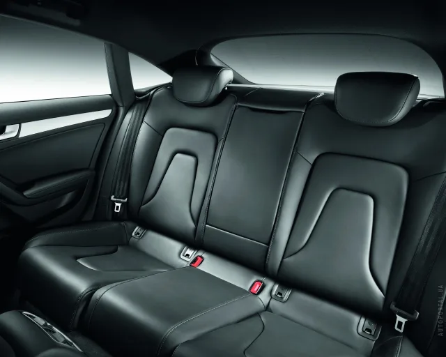 Audi A5 Sportback 2.0D AT — 8