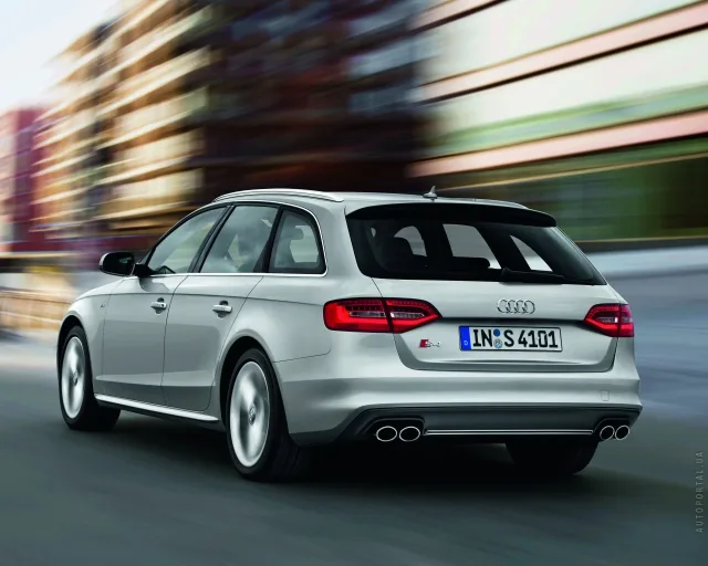 Audi S4 Avant 2012 station wagon — 20