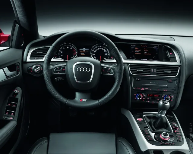 Audi A5 Sportback 2.0D AT — 9