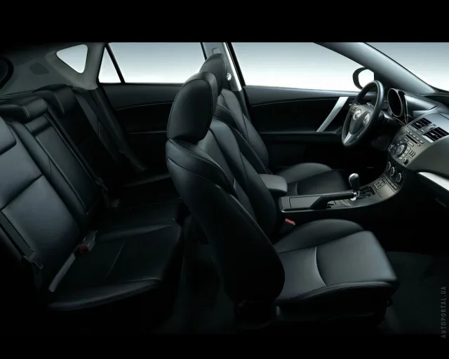 Mazda 3 2012 (Мазда 3) хэтчбек — 10