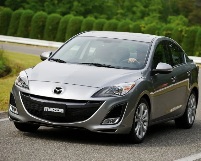 Mazda 3 2009 седан — 15