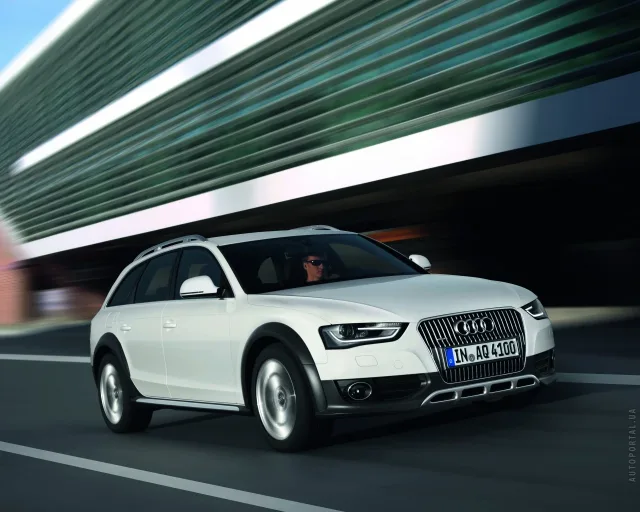 Audi A4 allroad 2012 station wagon — 24