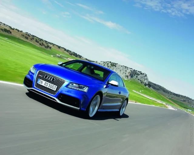 Audi RS5 2009 купе — 25