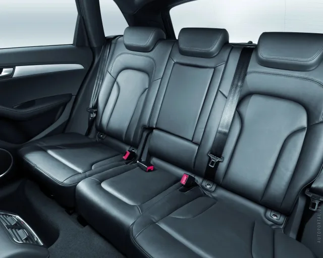 Audi Q5 2008 кросовер — 14