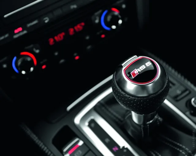 Audi RS5 2009 купе — 3