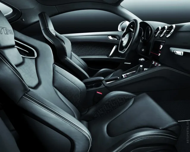 Audi TT RS coupe — 4