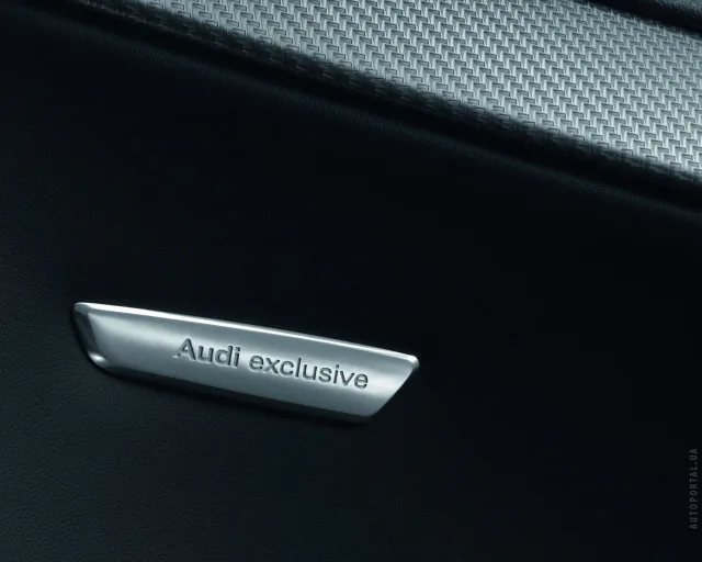 Audi RS3 Sportback 2010 (Ауди РС3 Спортбэк) хэтчбек — 7