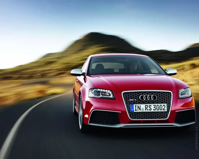 Audi RS3 Sportback 2010 (Ауди РС3 Спортбэк) хэтчбек — 15