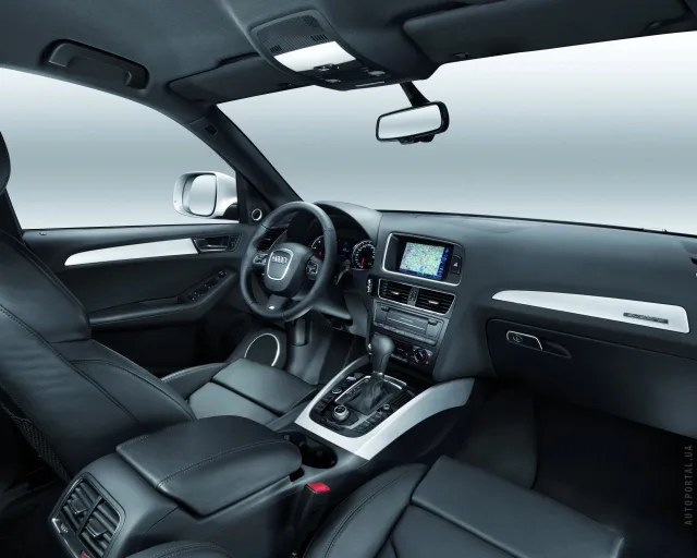 Audi Q5 2008 кросовер — 8