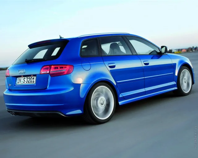 Audi S3 Sportback 2012 хетчбек — 14