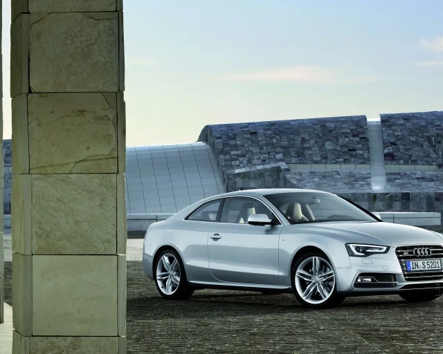 Audi S5 2012 купе — 13
