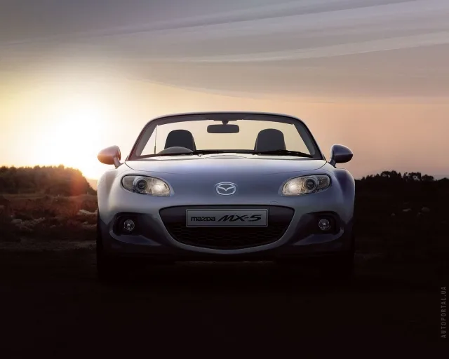 Mazda MX-5 2012 (Мазда МХ-5) кабриолет — 13