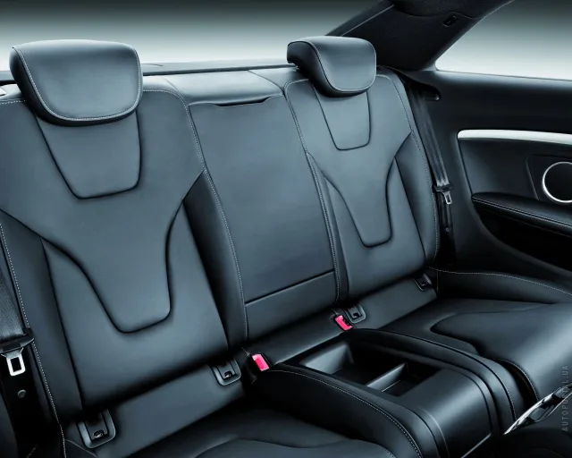 Audi S5 2012 купе — 3