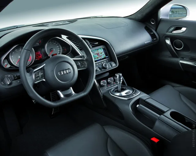 Audi R8 2007 sports car — 6
