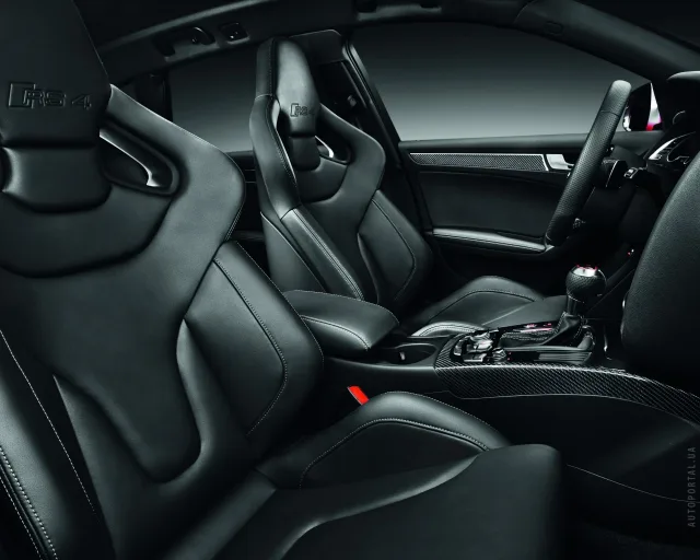 Audi RS4 Avant 2013 універсал — 14