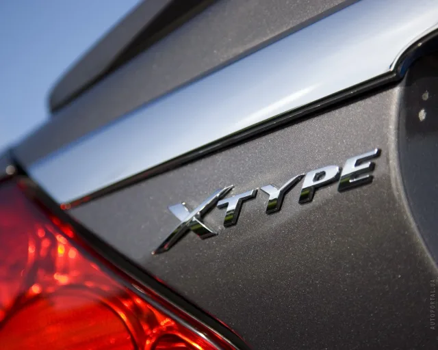 Jaguar X-Type седан — 22