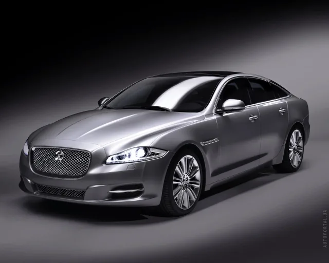 Jaguar XJ (Ягуар Икс Джей) седан — 25