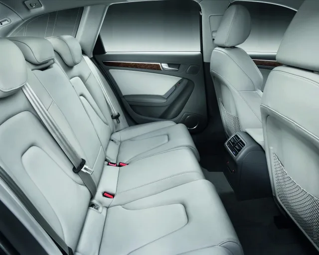Audi A4 Avant 2008 універсал — 8