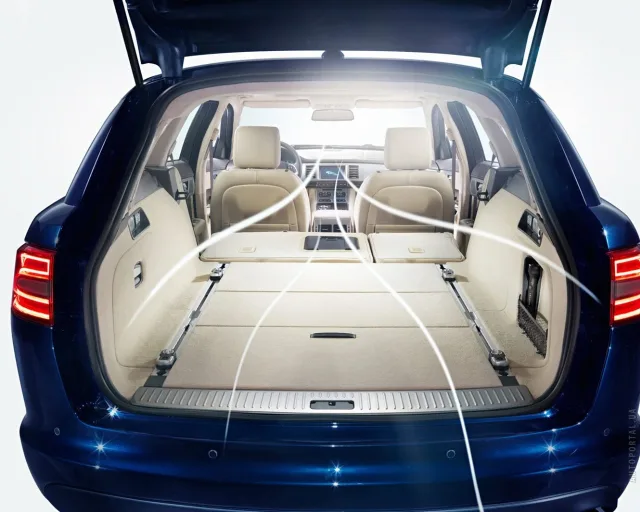 Jaguar XF Sportbrake 2012 station wagon — 3