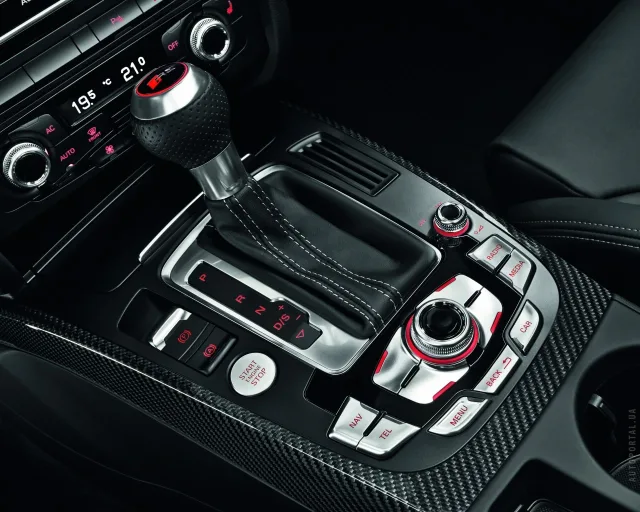 Audi RS4 Avant 2013 універсал — 8