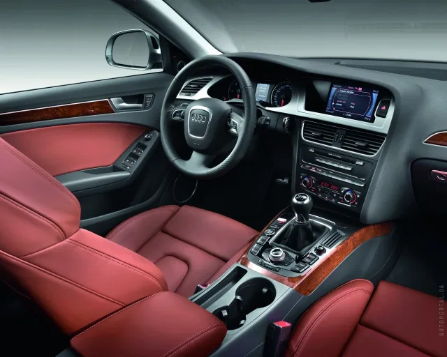 Audi A4 Avant 2008 універсал — 9