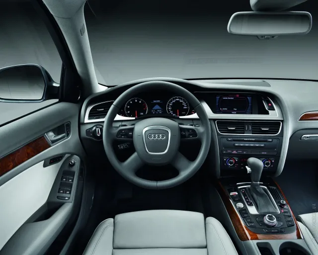 Audi A4 Avant 2008 універсал — 10