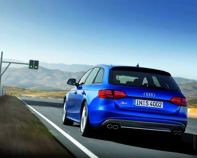 Audi S4 Avant (Ауди С4 Авант) универсал — 21