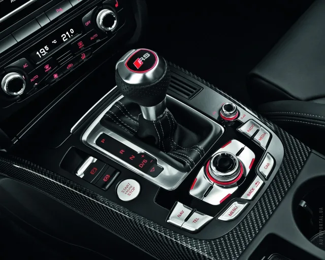 Audi RS4 Avant 2013 універсал — 13