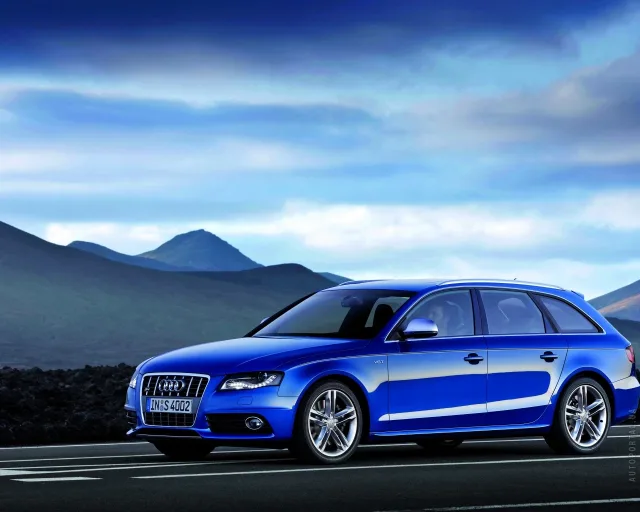 Audi S4 Avant (Ауди С4 Авант) универсал — 22