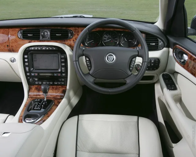 Jaguar XJ 3.5 AT Executive — 11