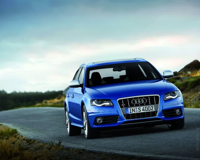 Audi S4 Avant (Ауди С4 Авант) универсал — 20