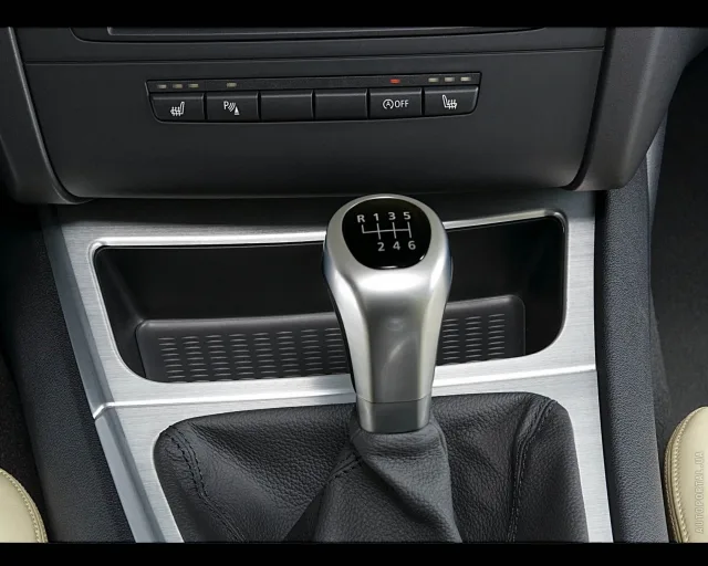 BMW 1 Series F20 (БМВ 1 Серии) 3-х дверный хэтчбек — 5
