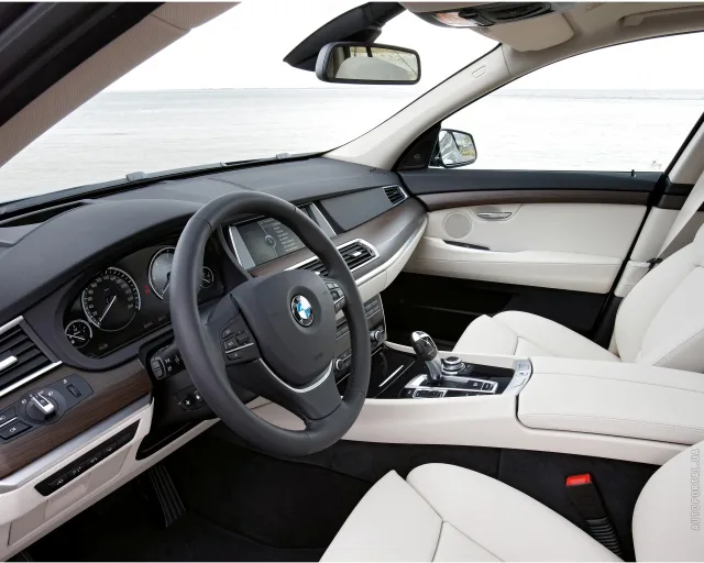 BMW 5 Series Gran Turismo хетчбек — 6