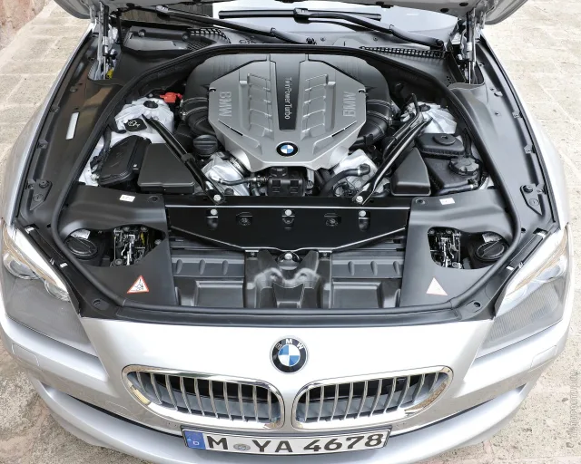 BMW 6 Series Cabriolet (БМВ 6 Серии Кабриолет) кабриолет — 20