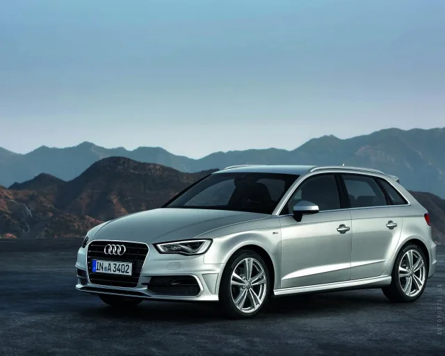 Audi A3 Sportback 2012 (Ауди А3 Спортбэк) 5-ти дверный хэтчбек — 19