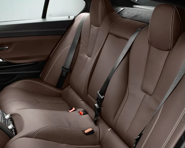 BMW M6 Gran Coupe (БМВ М6 Гран Купе) седан — 3