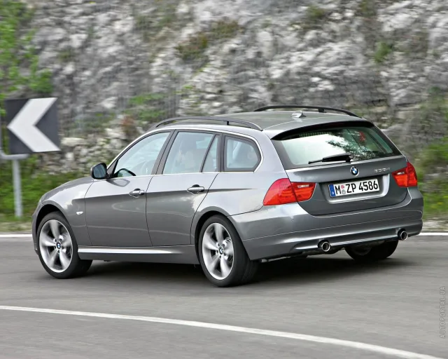 BMW 3 Series Touring 2008 station wagon — 22