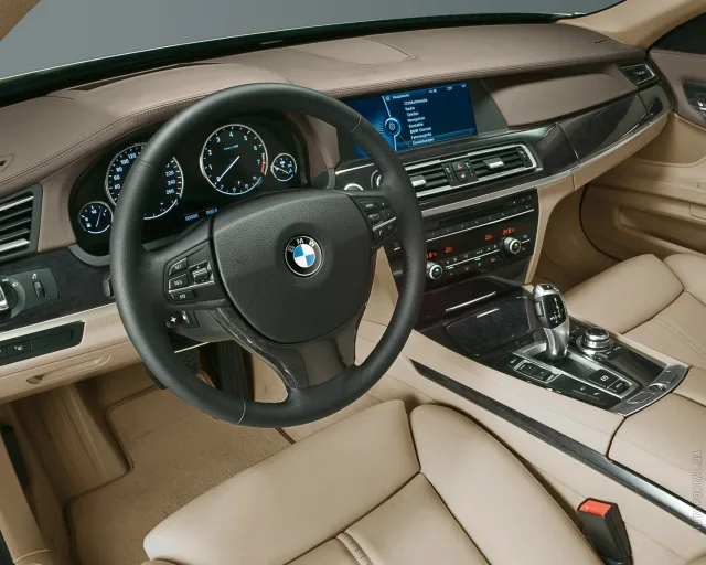 BMW 730d AT — 21
