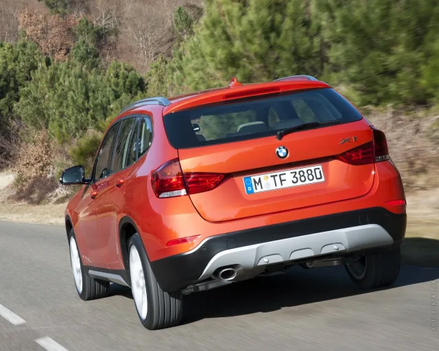 BMW X1 2012 кросовер — 22