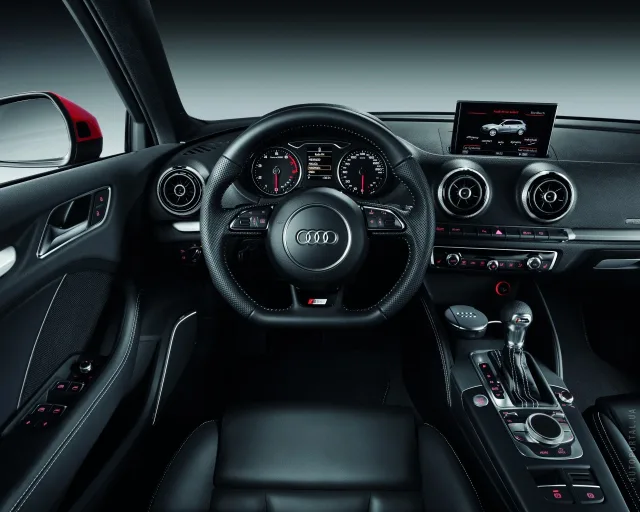 Audi A3 Sportback 2012 (Ауди А3 Спортбэк) 5-ти дверный хэтчбек — 5