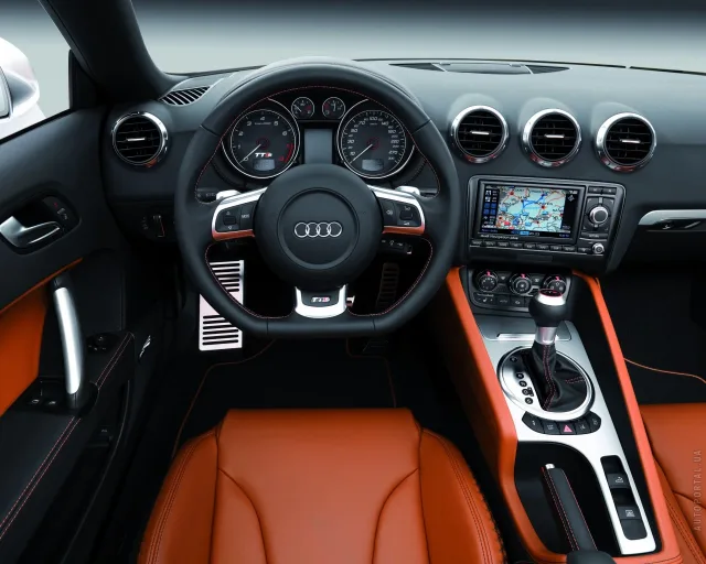 Audi TTS Roadster (Ауди ТТС Родстер) кабриолет — 3