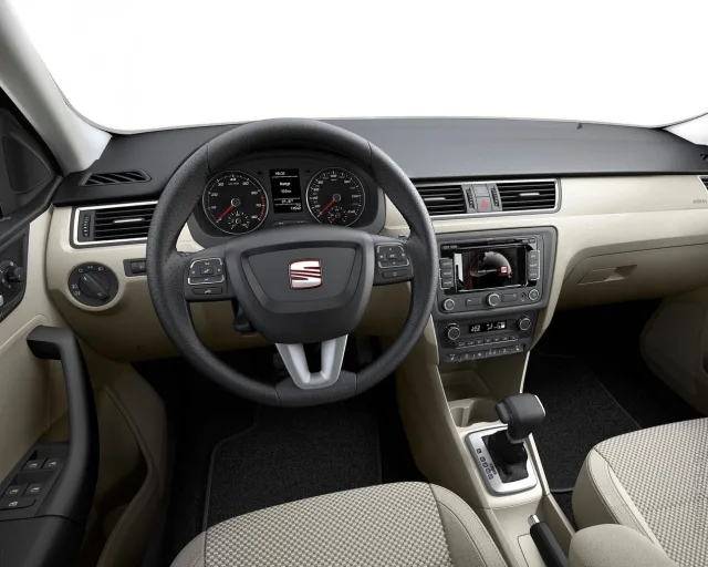 SEAT Toledo 1.6 TDI MT Reference — 3
