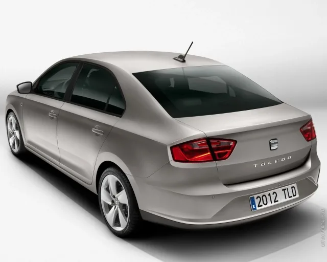 SEAT Toledo 1.6 TDI MT Reference — 11