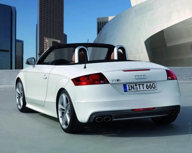 Audi TTS Roadster (Ауди ТТС Родстер) кабриолет — 12