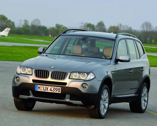 BMW X3 2004 кросовер — 15