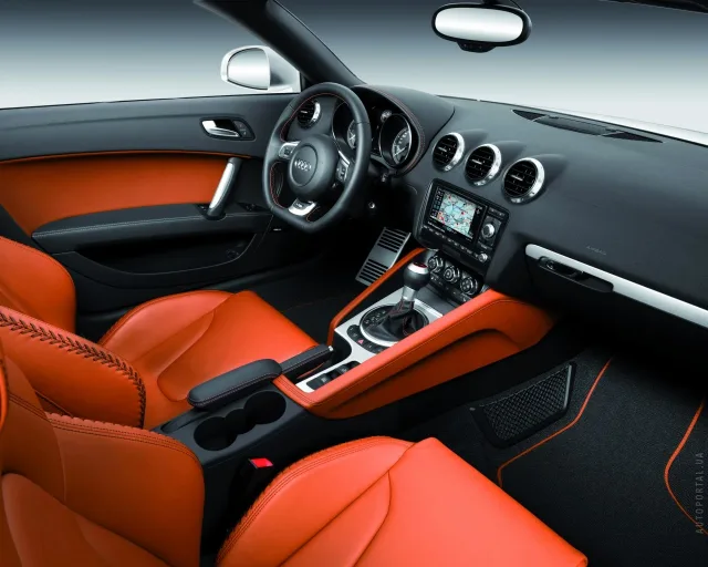 Audi TTS Roadster (Ауди ТТС Родстер) кабриолет — 2