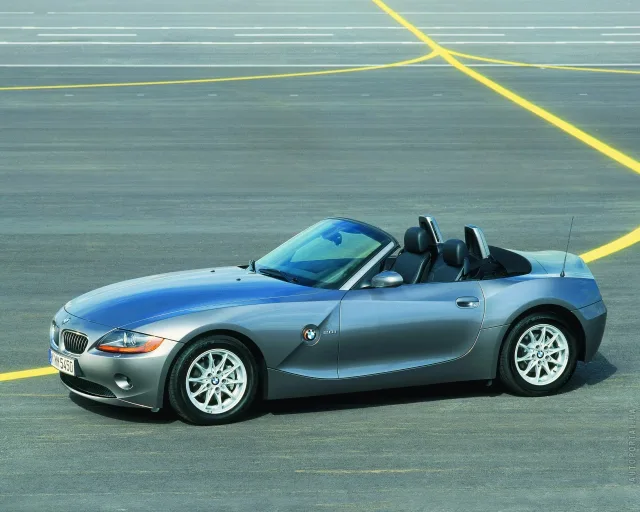 BMW Z4 2.5si MT — 17