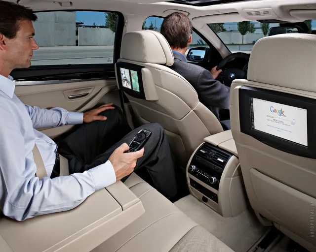 BMW 5 Series F10 sedan — 10