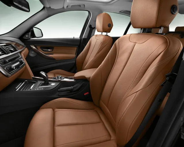 BMW 320d MT — 12